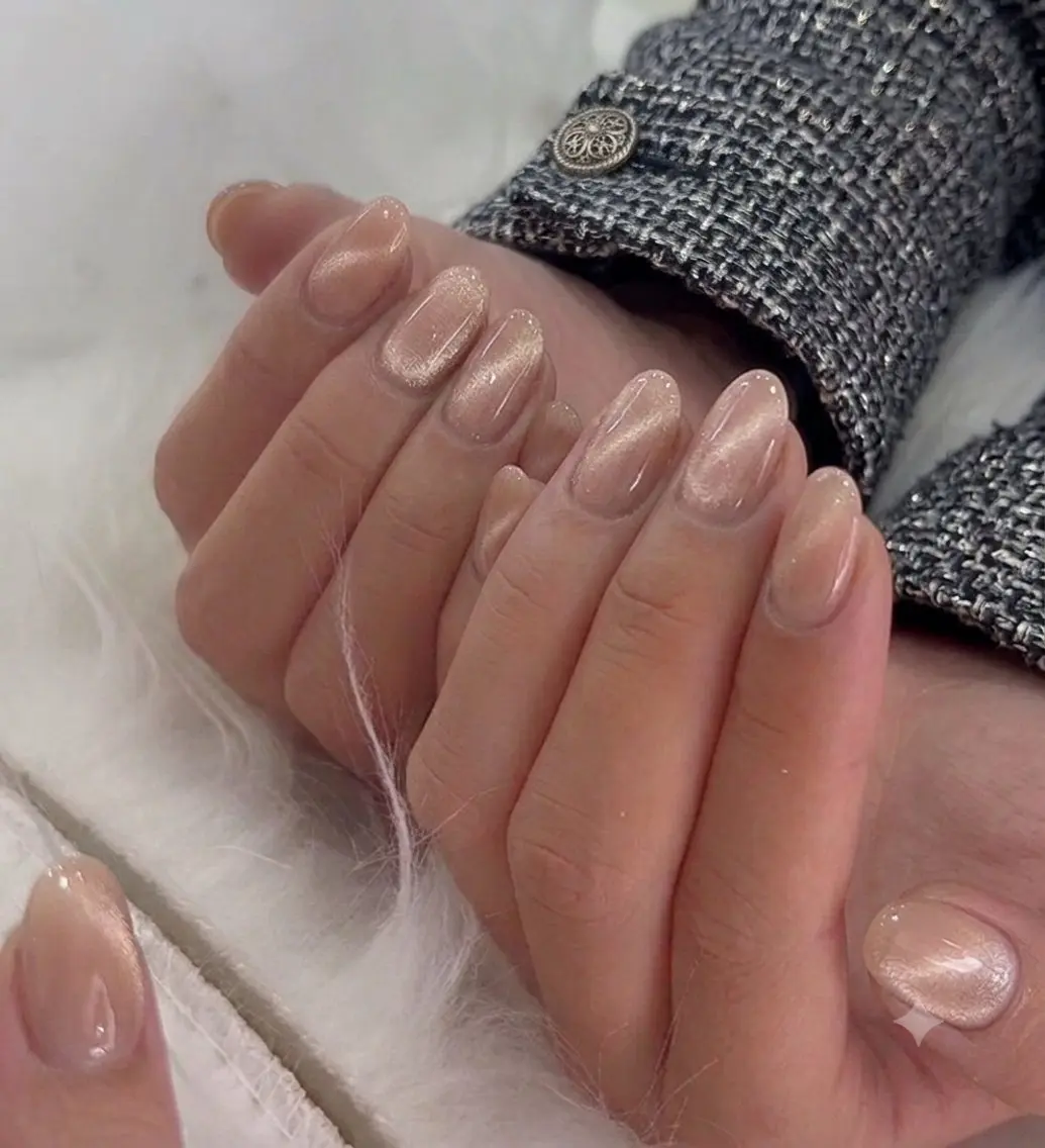 ネイル マグネットネイル LAVISH sakiのネイルデザイン