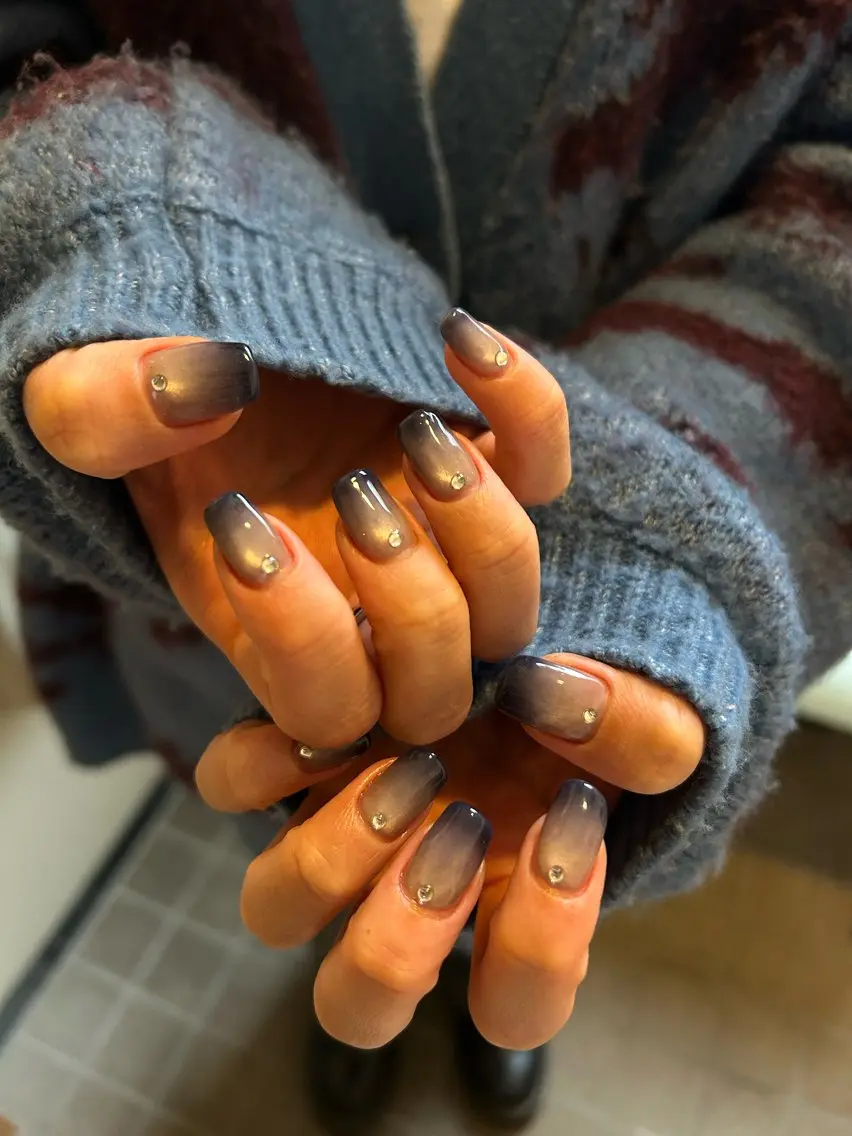 ネイル 持ち込み シンプルネイル ハンドネイル Aimer Ciel エメシエル大宮ネイルのネイルデザイン