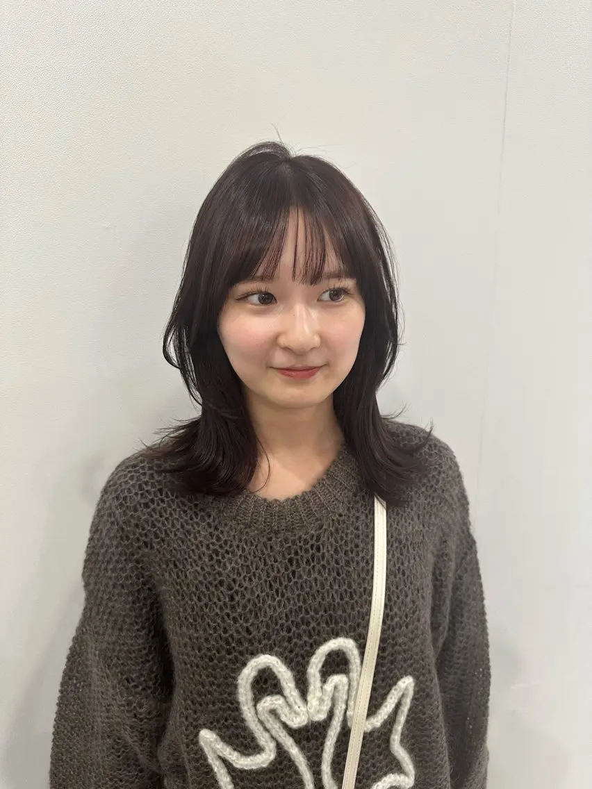 ミディアム ミディアムレイヤー ピンクブラウン レイヤーカット 岡崎/レイヤーカット ／縮毛矯正/美髪のヘアスタイル