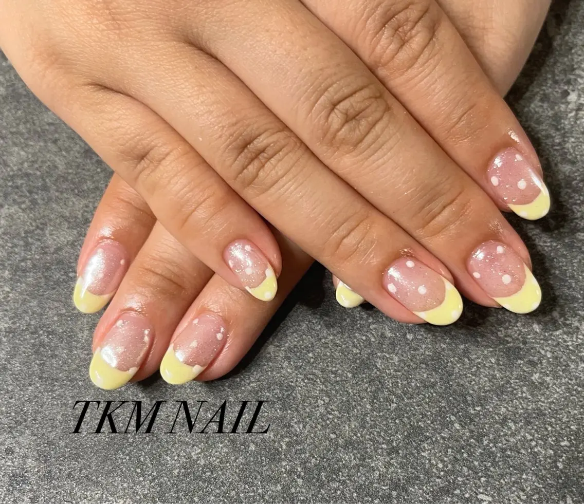 ネイル フレンチネイル ゴージャス ハンドネイル フットネイル ______ TKM  NAILのネイルデザイン