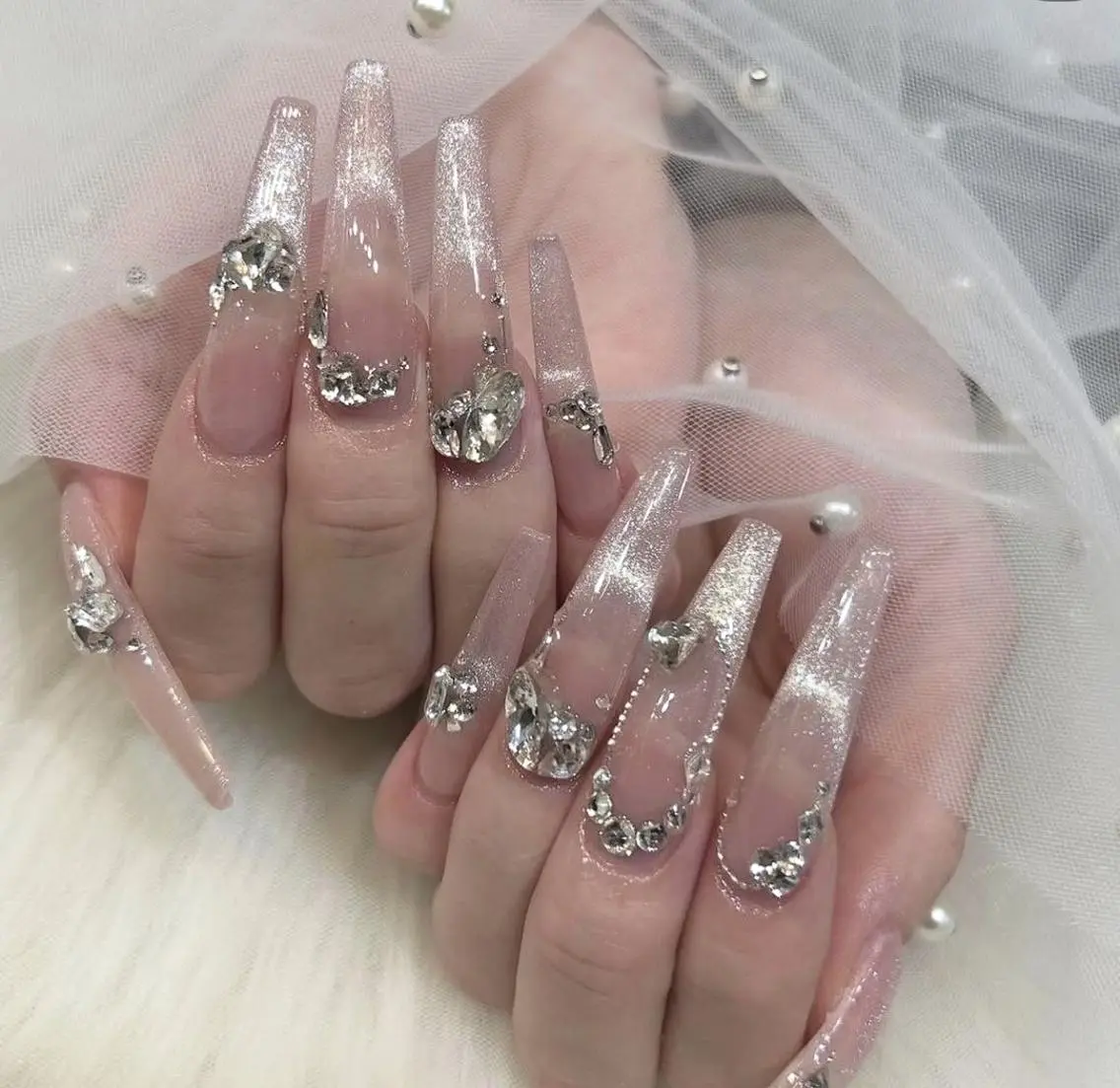 ネイル アニマル柄 オーロラネイル チークネイル フラッシュネイル ジェルネイル ハンドネイル アンアンBelle Nail 池袋のネイルデザイン