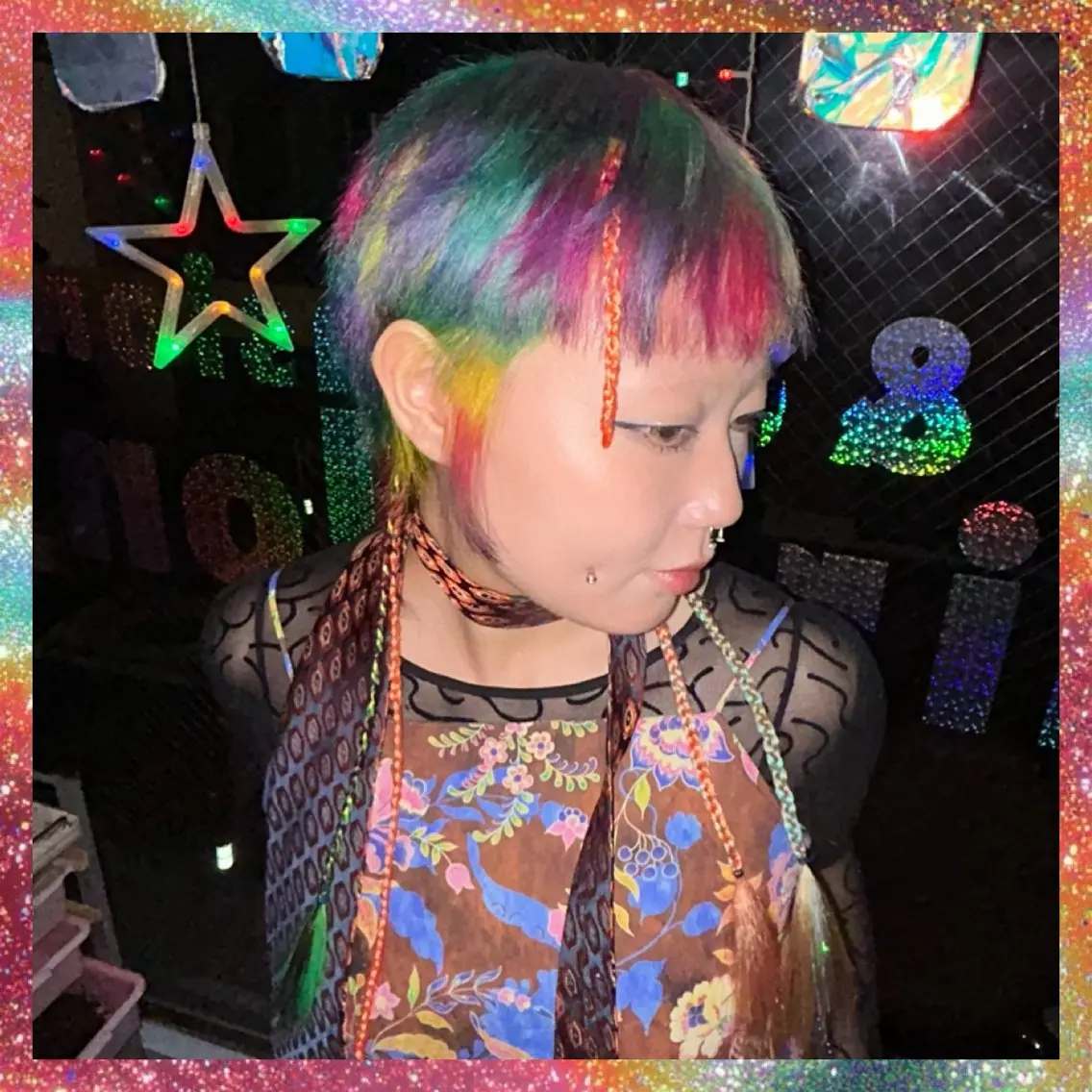 ショート カラー ヘアアレンジ デザインカラー ヘアカラー Miju💖派手髪/ ティンセル/エクステのヘアスタイル