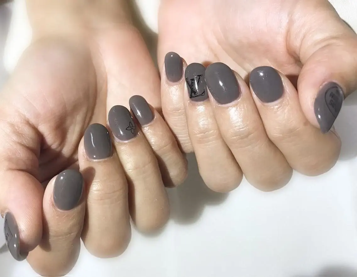 ネイル フットネイル シンプルネイル 春ネイル 夏ネイル ホワイト nail fufla ♡yamane♡のネイルデザイン