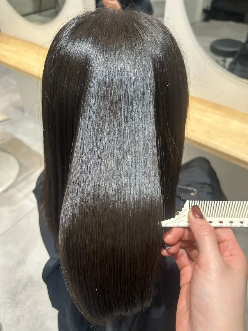 ミディアム 脇野 真琴のヘアスタイル