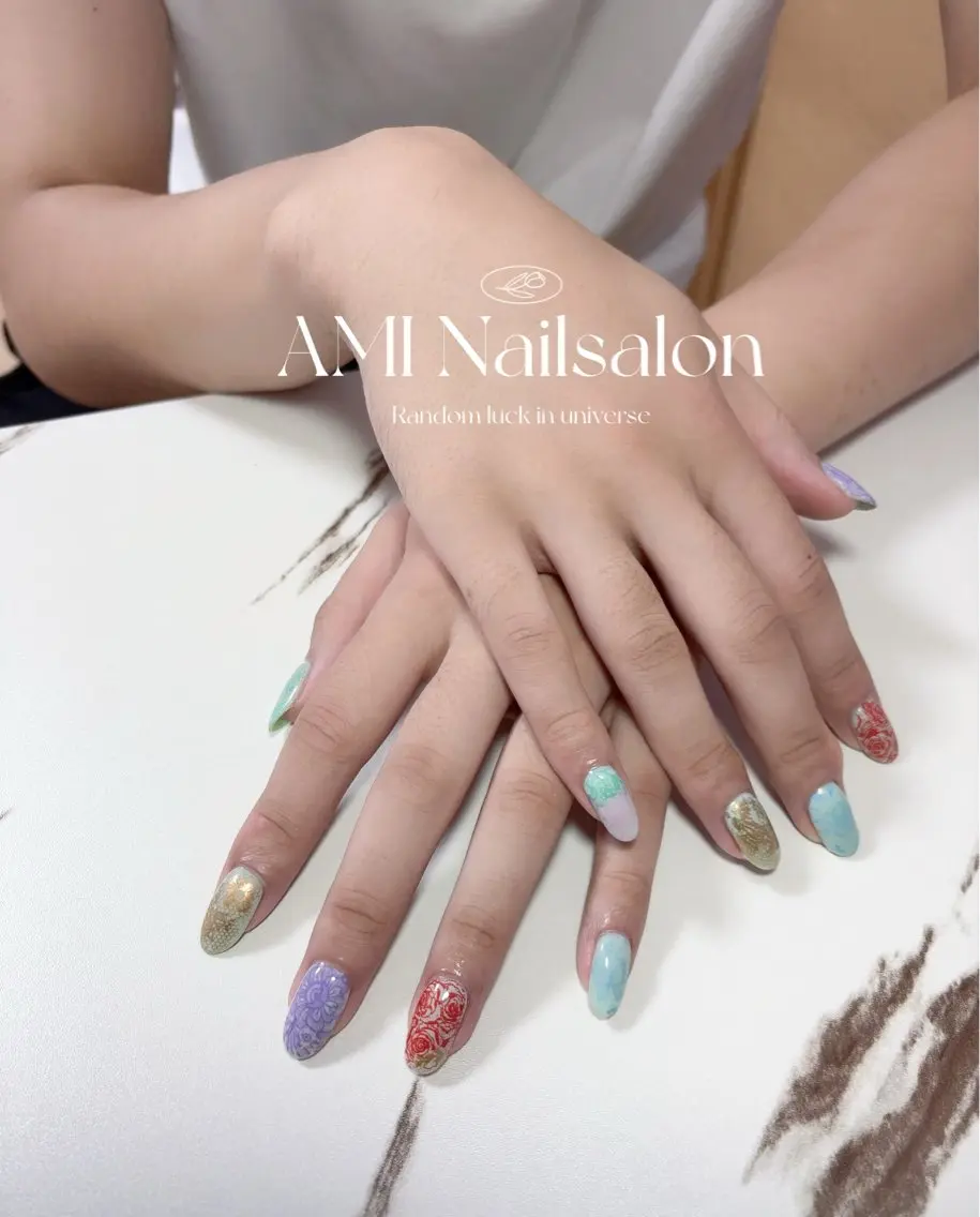 セミロング ハンドネイル AMI Nailsalonのネイルデザイン