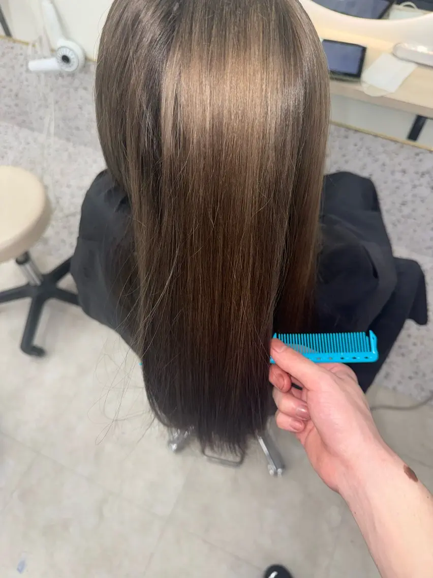 ロング ヘアカラー ブリーチカラー✨ じょあ☆のヘアスタイル
