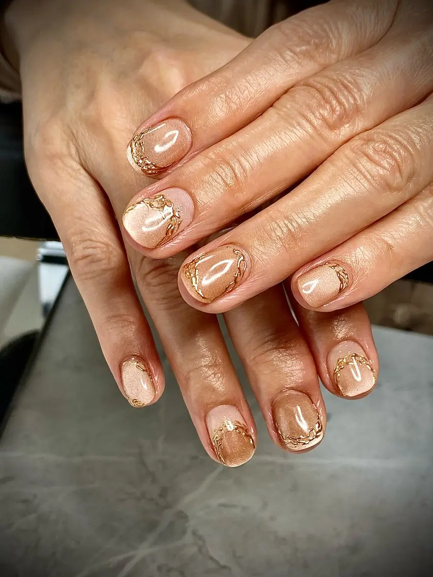 ネイル ゴールド マグネットネイル ミラーネイル オフィスネイル シンプルネイル ✨AiNail💅 ✨高幡不動NEW ✨のネイルデザイン