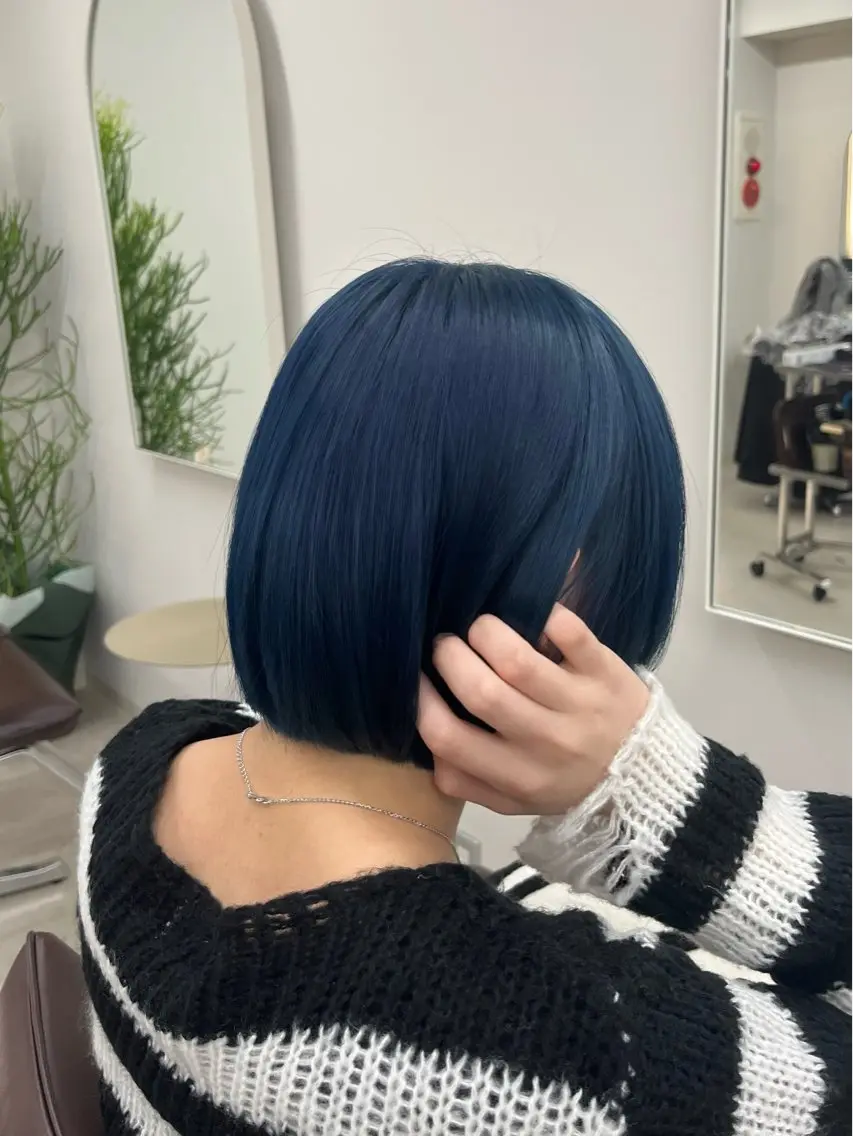 ショート カラー ブルーカラー ネイビーカラー ヘアカラー トリートメント 🦋レイヤー職人 猪瀬玲奈🦋のヘアスタイル