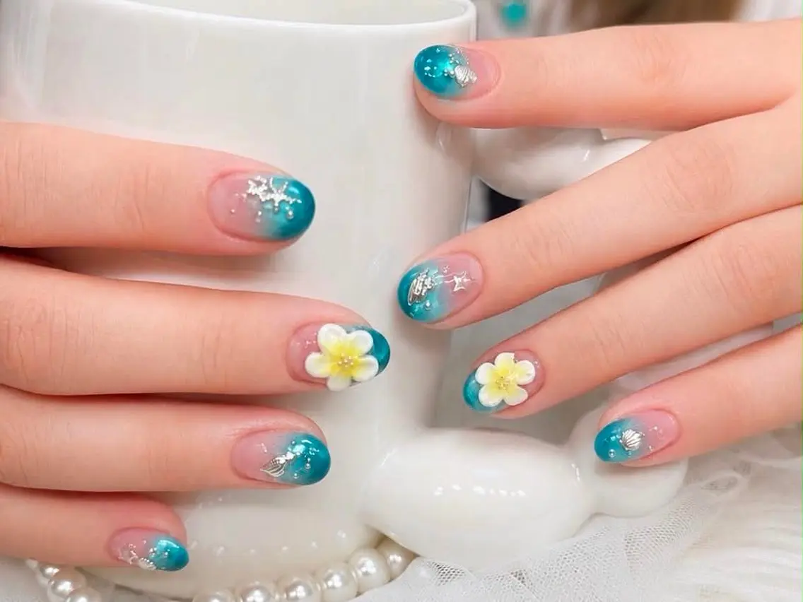 ネイル ハンドネイル mochi nailsのネイルデザイン