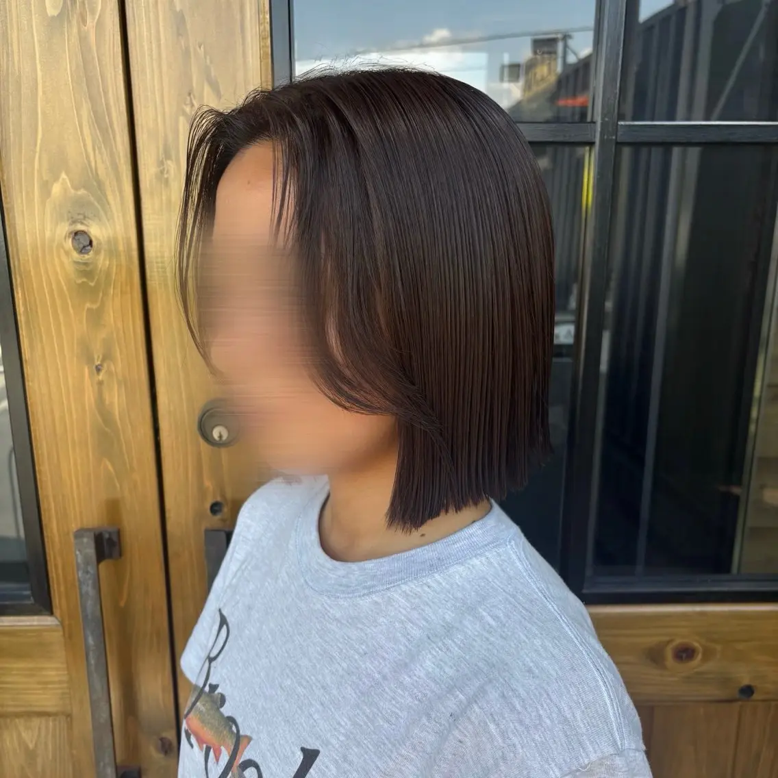ショート カラー グレージュ オリーブカラー オリーブグレージュ オリーブグレー ボブ カット ヘアカラー トリートメント 加藤 結奈のヘアスタイル