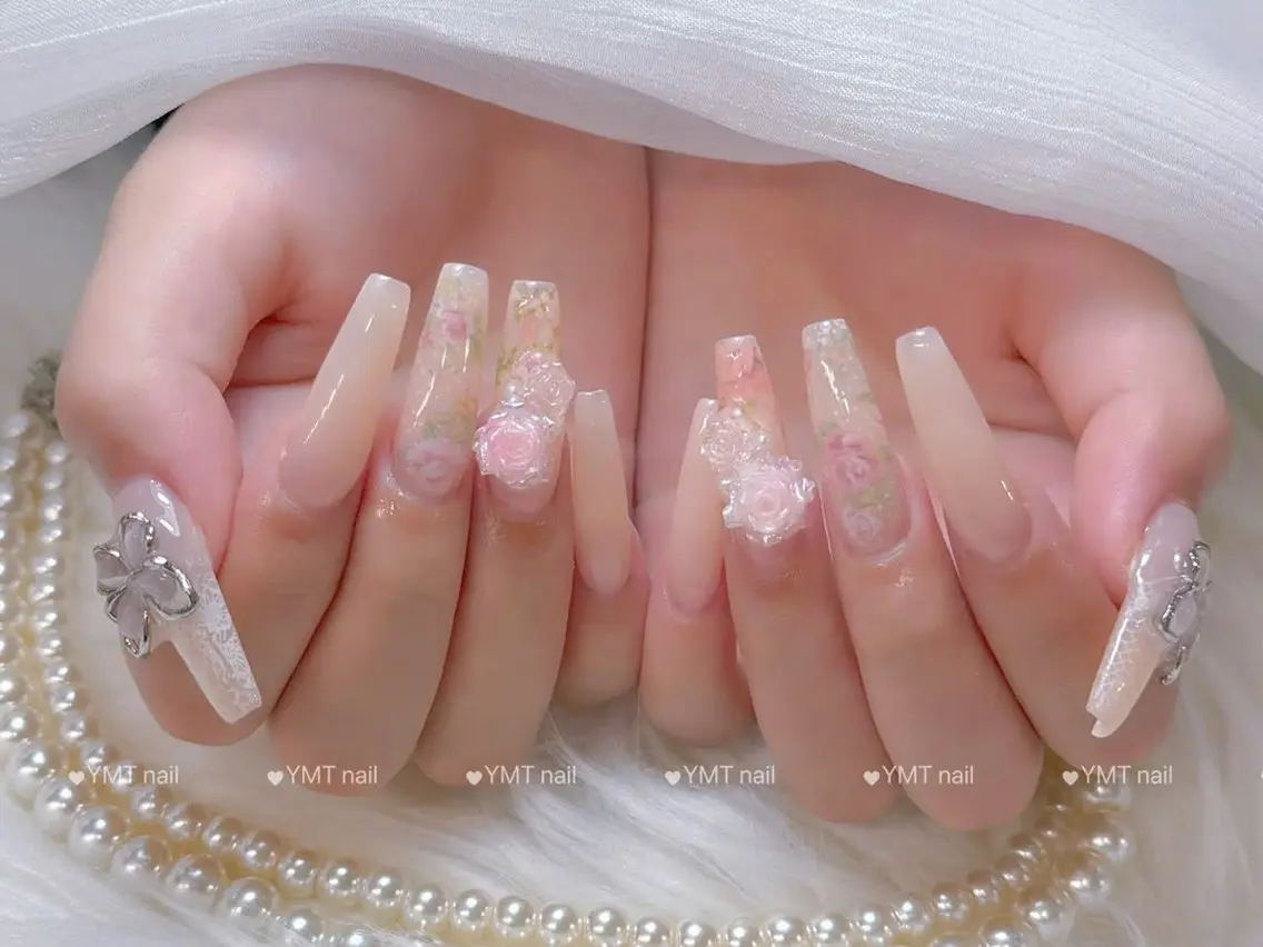 ネイル 長さ出し フットネイル ジェルネイル 韓国ネイル マグネットネイル ハンドネイル YMT． NailStudioのネイルデザイン