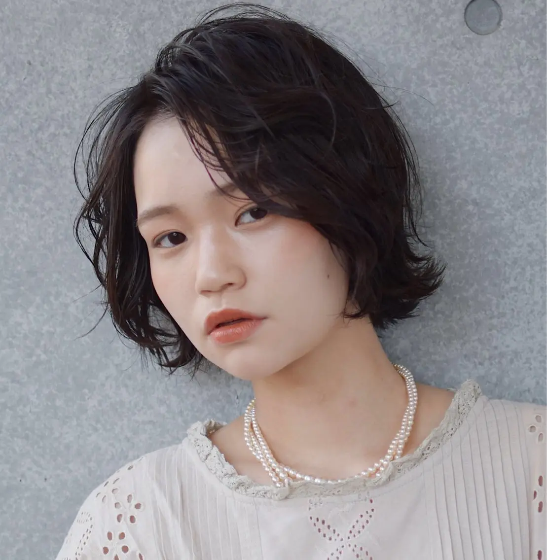 ミディアム カラー イルミナカラー トリートメント クスノキ ヤスタカのヘアスタイル