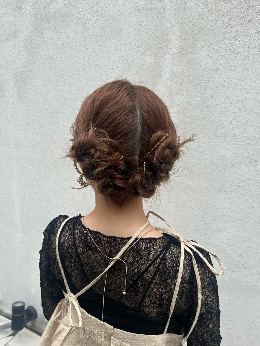 ヘアアレンジ お団子ヘア 吉岡 茉穂のヘアスタイル