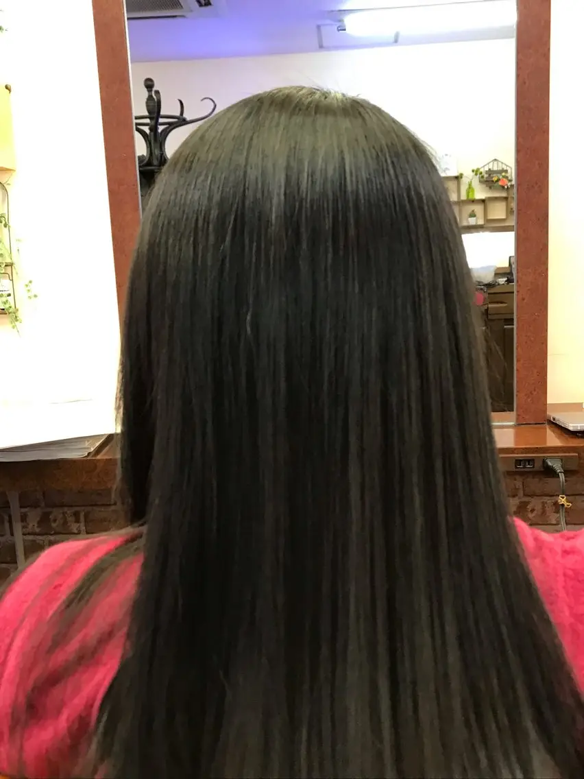セミロング パーマ ヘアカラー 桧山 真のヘアスタイル
