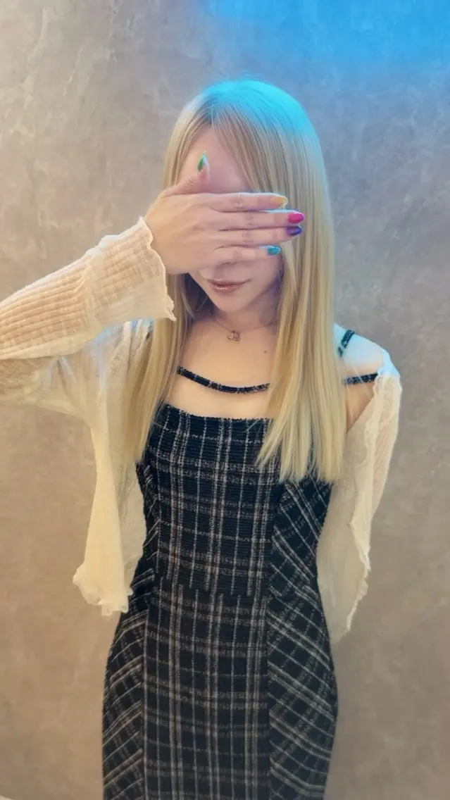 ロング カラー ブリーチ ブロンド ケアブリーチ 透明感カラー ハイトーンカラー ヘアカラー トリートメント ブリーチの神 KYONのその他イメージ
