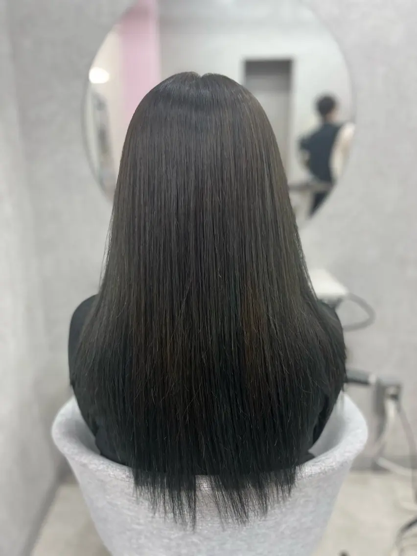 ロング ぴんく髪の美容師🎀 🖤ゆうなのヘアスタイル