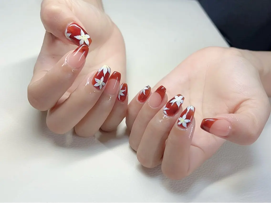 ネイル Tina Nailstudioのネイルデザイン