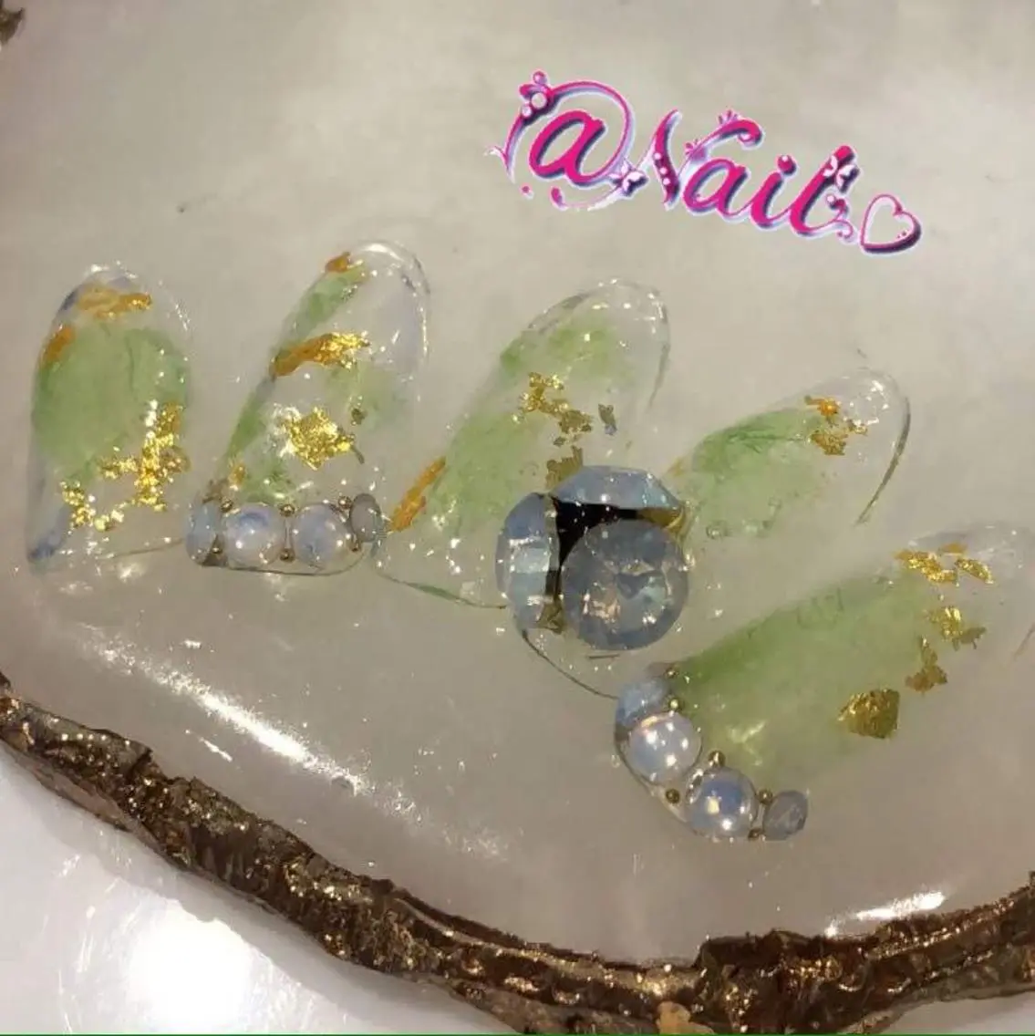 ネイル ネイルチップ 小尾 栞のネイルデザイン