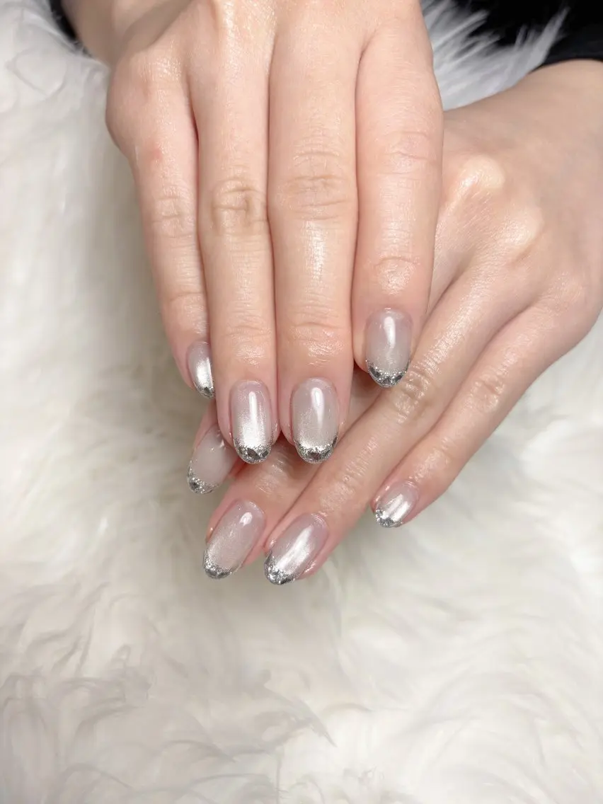 ネイル フレンチネイル ガラスフレンチ nail care salon -&-のネイルデザイン