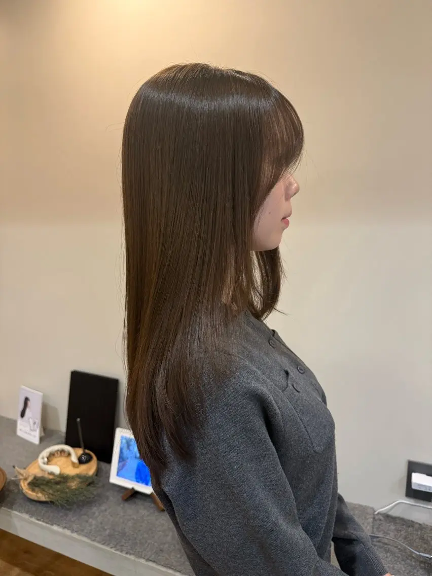 セミロング カラー 💛🤍U too e’s /店長🧸のヘアスタイル