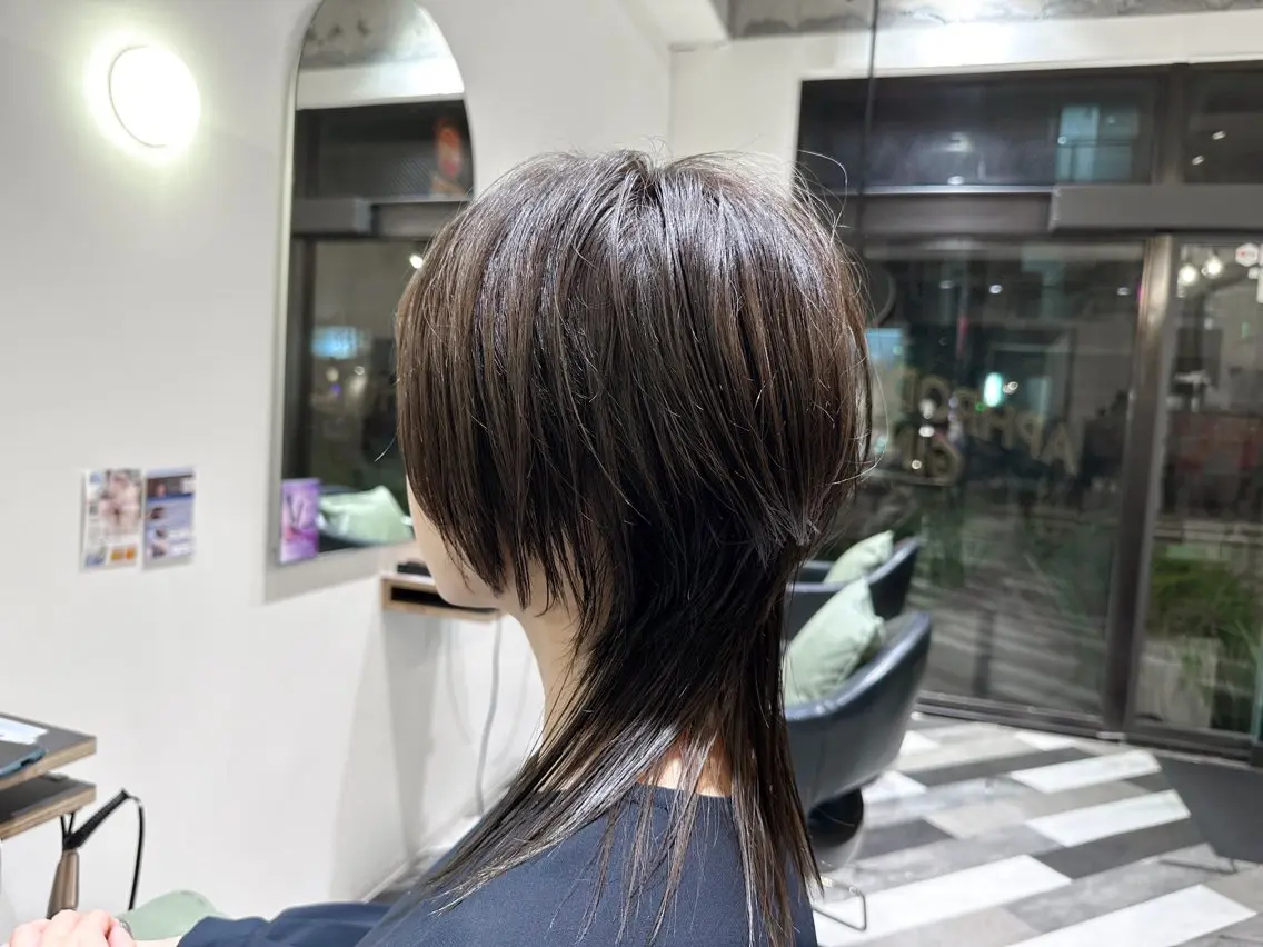 ミディアム カラー イルミナカラー ウルフカット 清川 泰斗のヘアスタイル