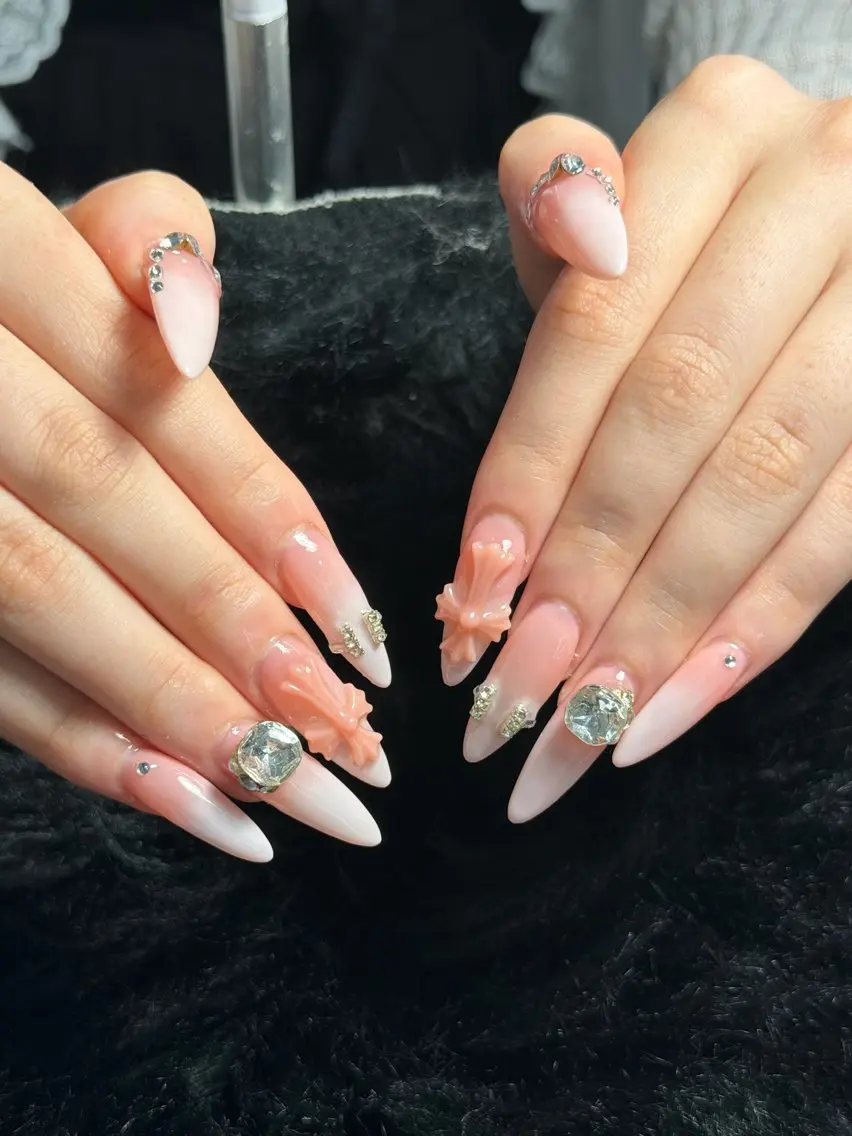 ネイル ハンドネイル Rinaky Amee Nailのネイルデザイン