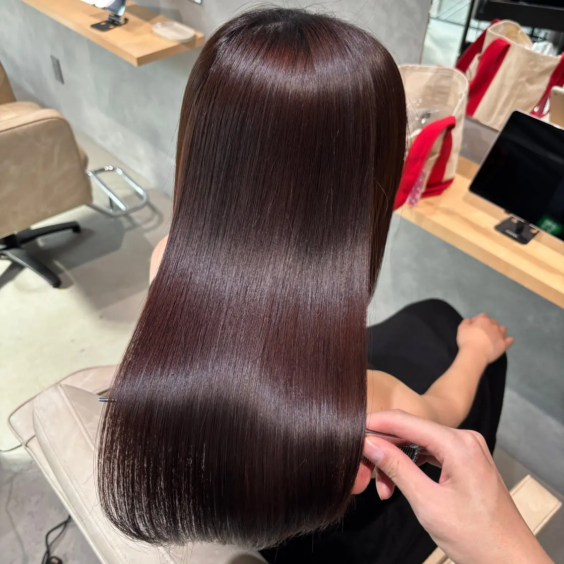 🌟お悩み解決No.1🌟極艶フルコース🌈似合わせカット＋ケアカラー＋髪質改善ストレート＋髪質改善トリートメントの写真