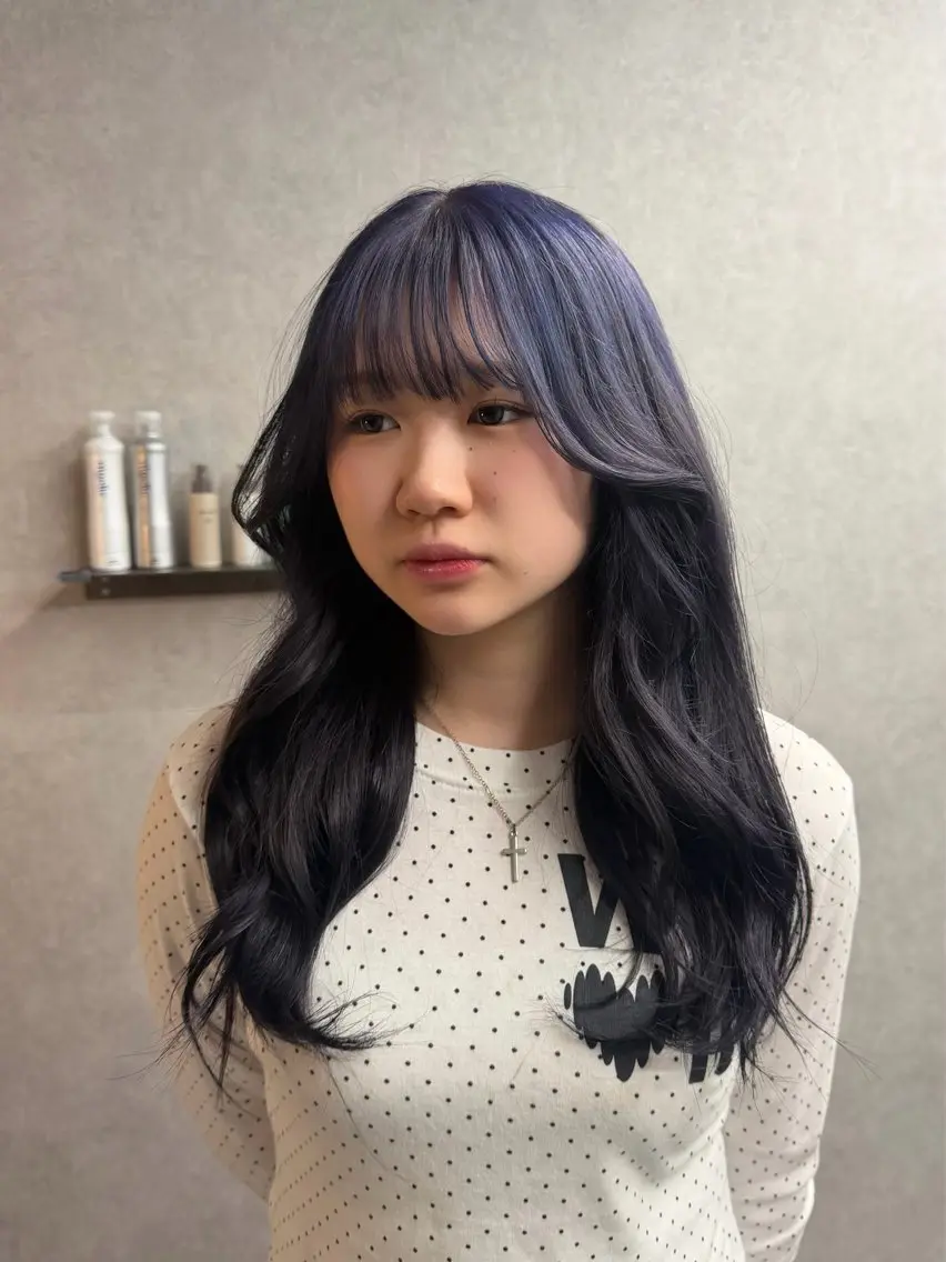 カラー ブリーチ ラベンダーカラー ヘアカラー アヤカ （AYAKA）のヘアスタイル