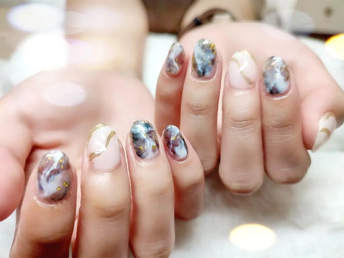 ネイル ハンドネイル RUNWAY のネイルデザイン