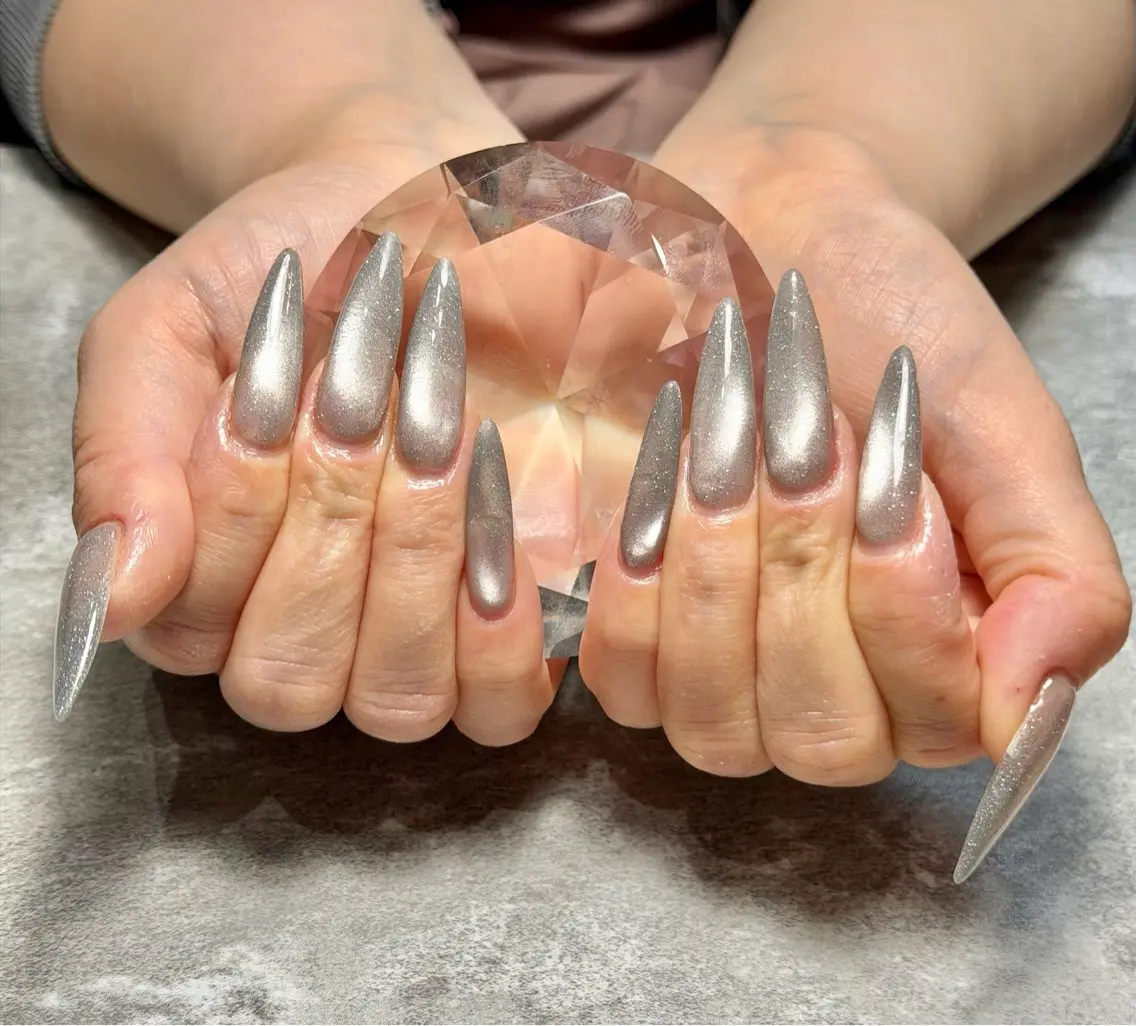 ネイル マグネットネイル ハンドネイル フットネイル Funnail. AYAのネイルデザイン