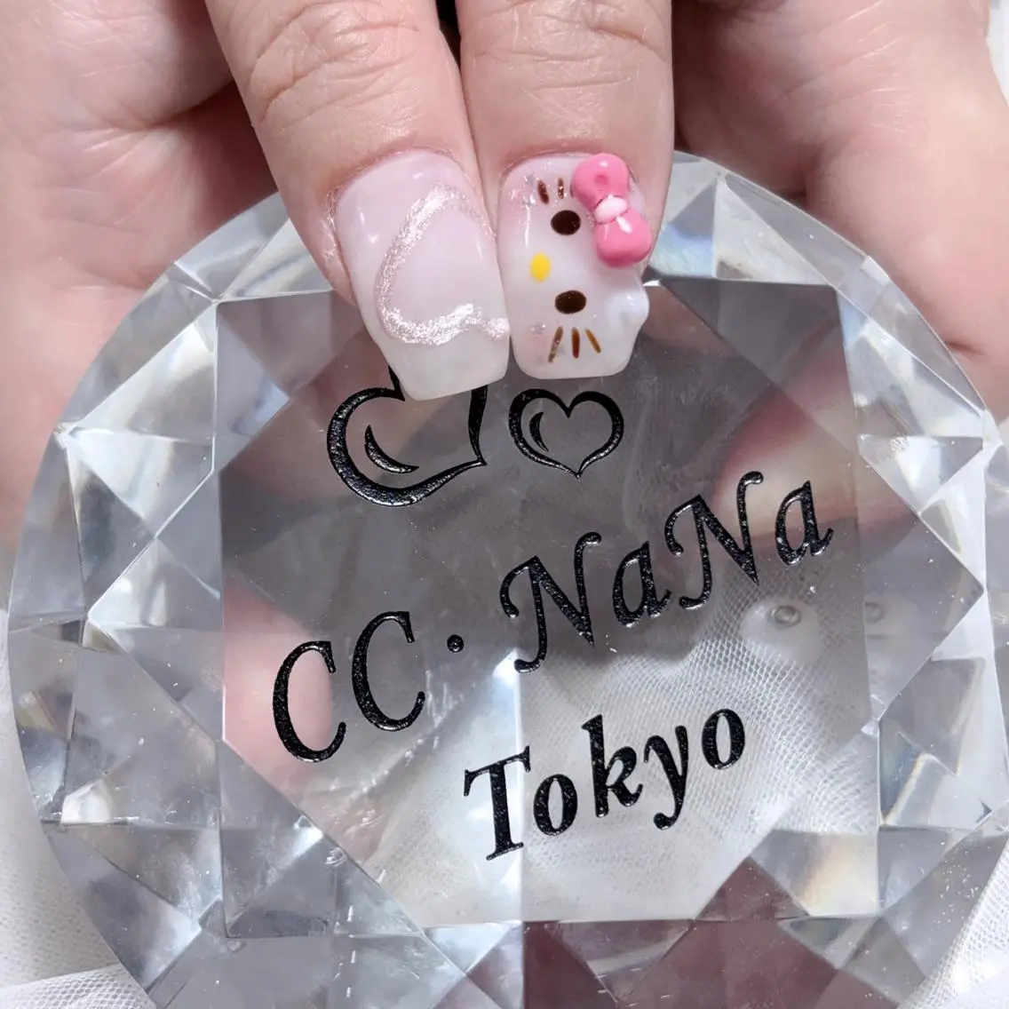 ネイル ハンドネイル CC  NaNa ワンホンネイル🌙Nのネイルデザイン
