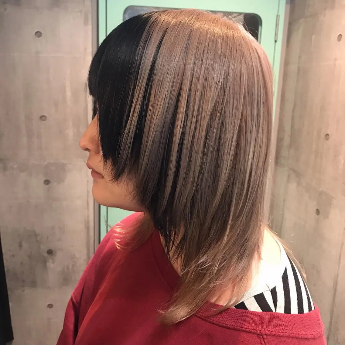 カラー ブリーチ/ウルフ特化 渋谷カルチャー交差点のヘアスタイル