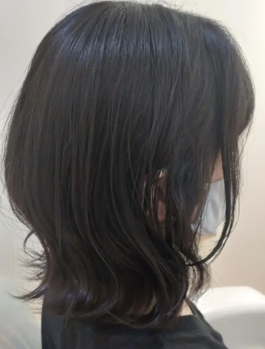 デザインカット+トリートメントサービス(ケアシャンプー付き)選べるお仕上げ方法アイロンorコテ巻きorブローの写真