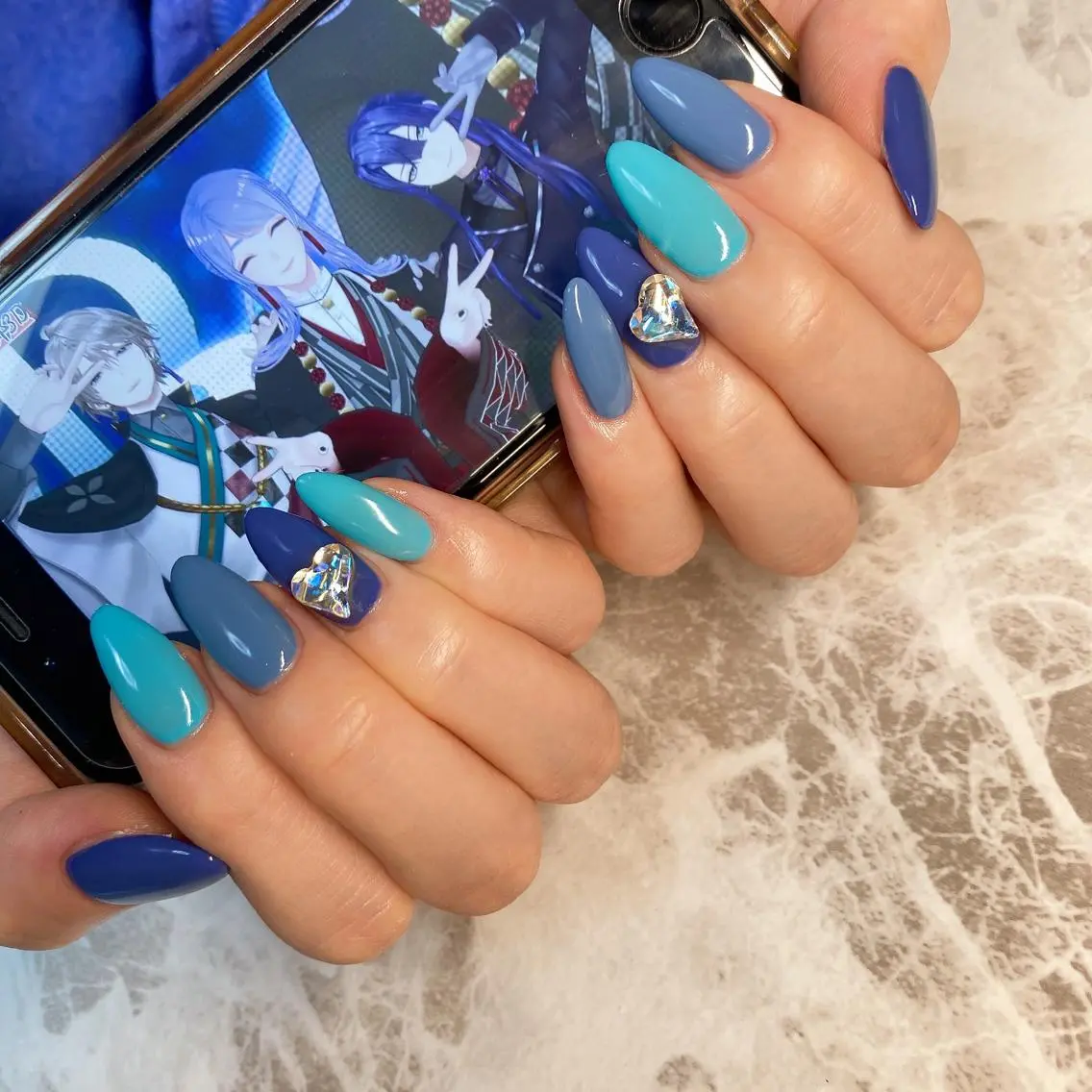 ミディアム ハンドネイル Lance nailのネイルデザイン
