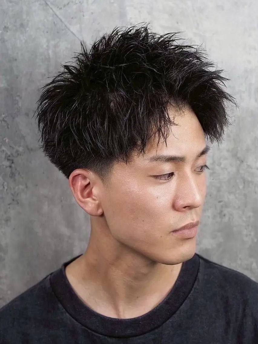メンズ ショート アップバング ショートヘア 石井 希明のヘアスタイル