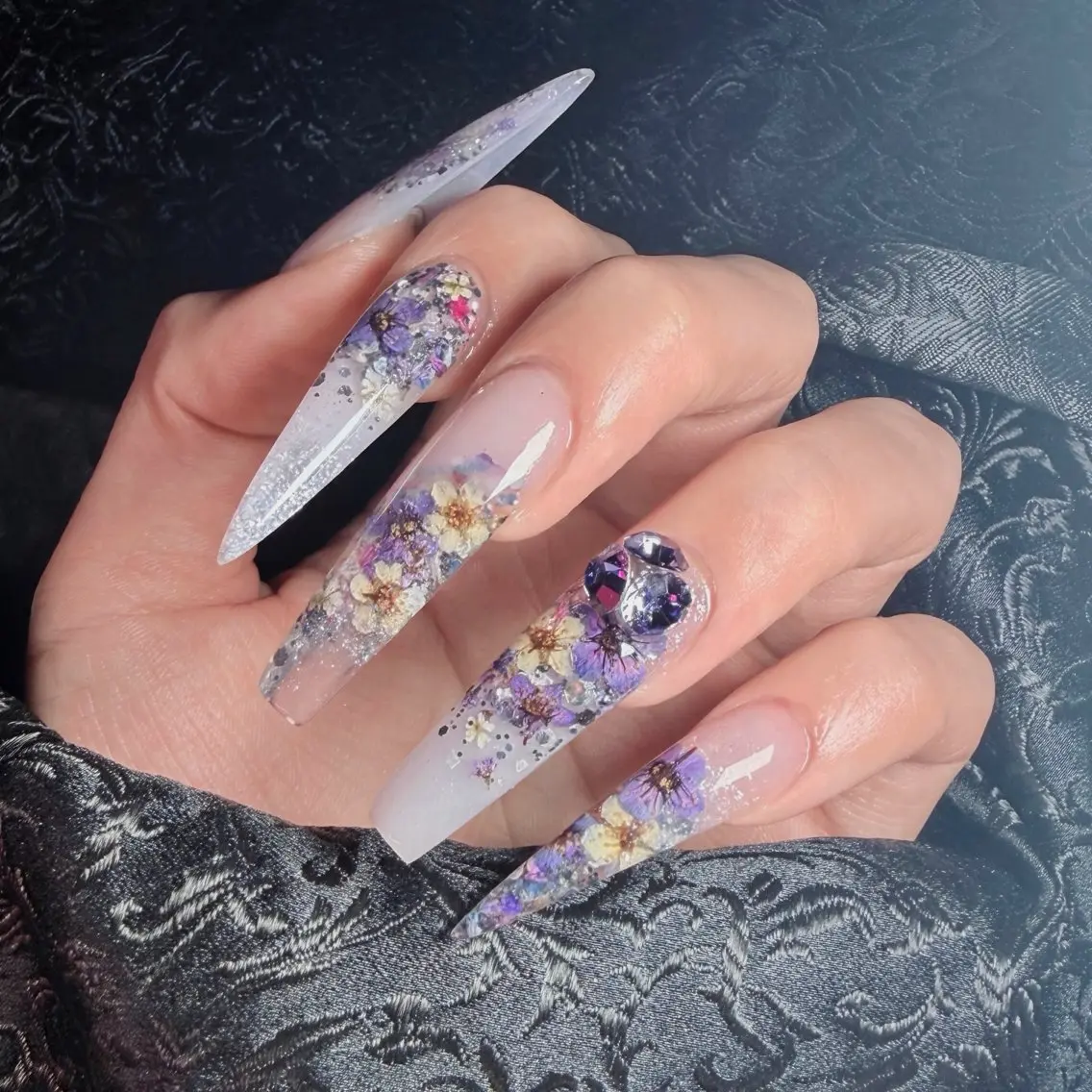 ネイル ハンドネイル ハンドケア Rits Nail 👽HARUTOのネイルデザイン