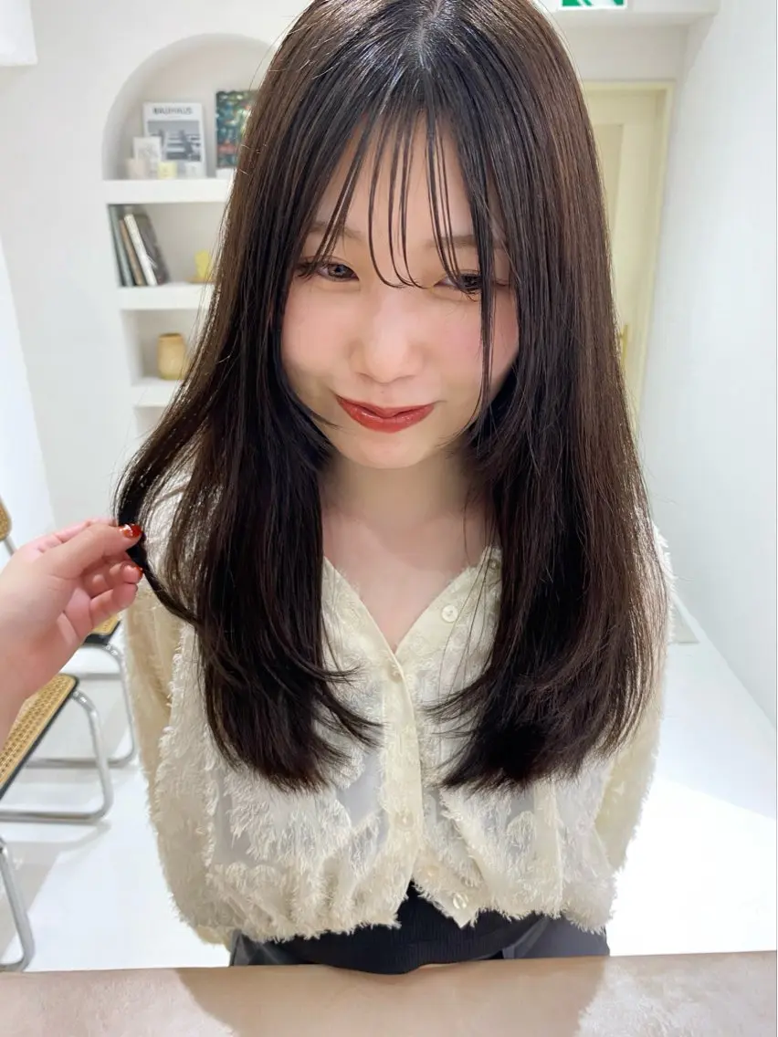 ロング カラー ベージュカラー 似合わせレイヤー、 透けカラー/杉本花のヘアスタイル