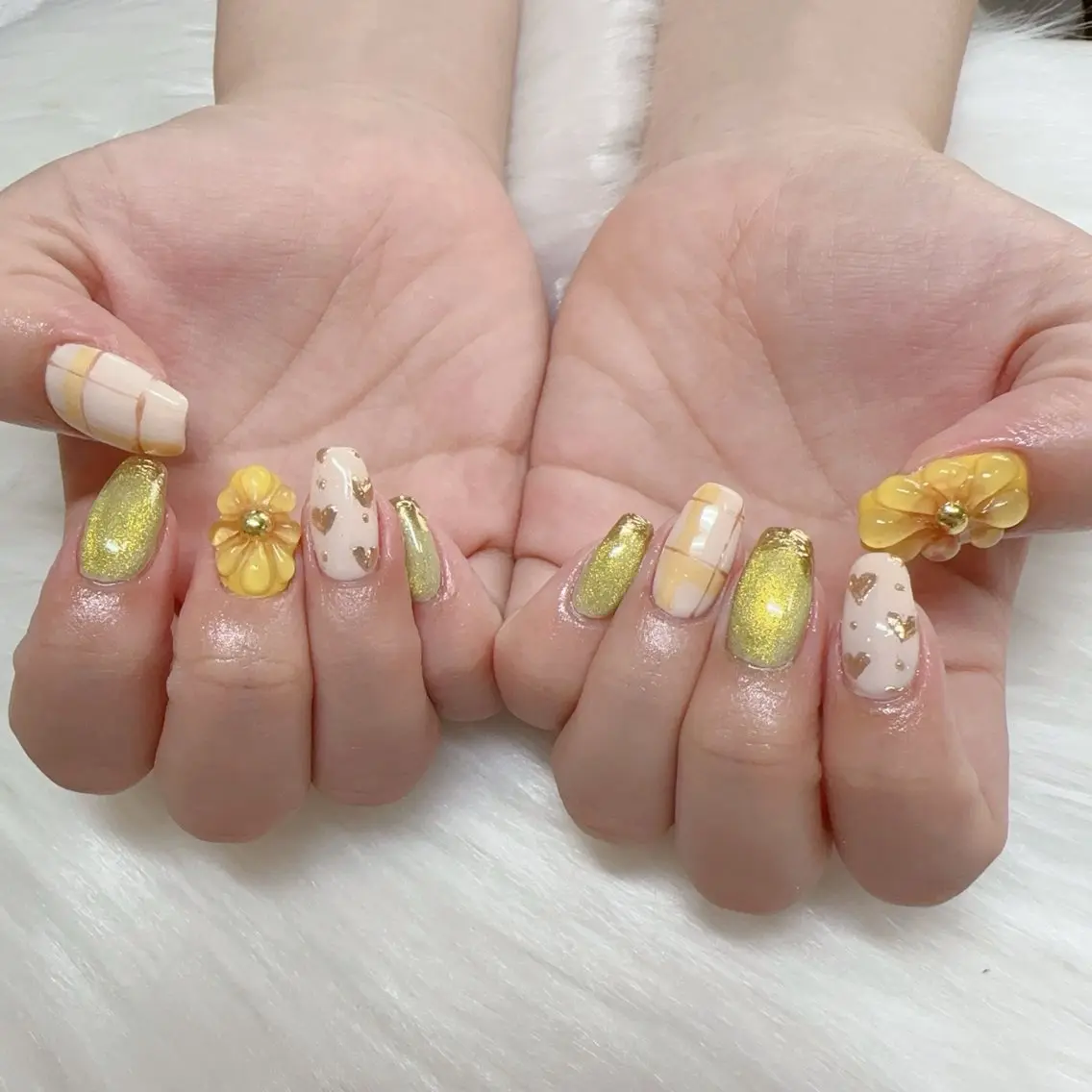 ネイル nail saron Aphrisのネイルデザイン