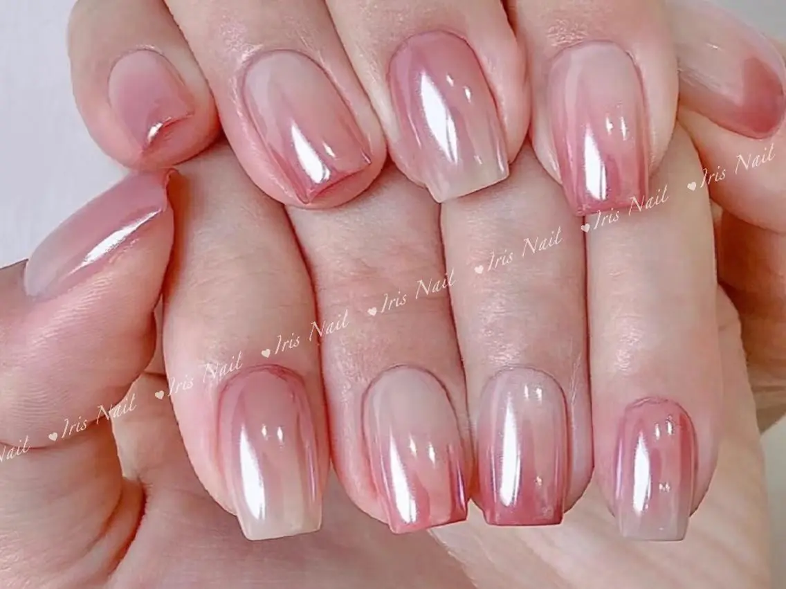 ネイル オーロラネイル ニュアンスネイル ハンドネイル ハンドケア 🍒IRIS Nail🌸のネイルデザイン