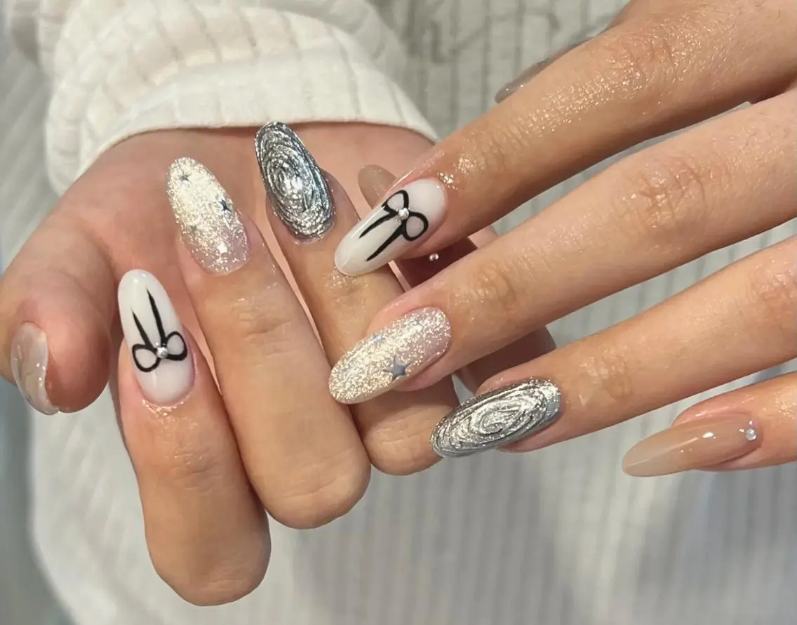 ネイル ハンドネイル エリ🫧 nail池袋東口のネイルデザイン
