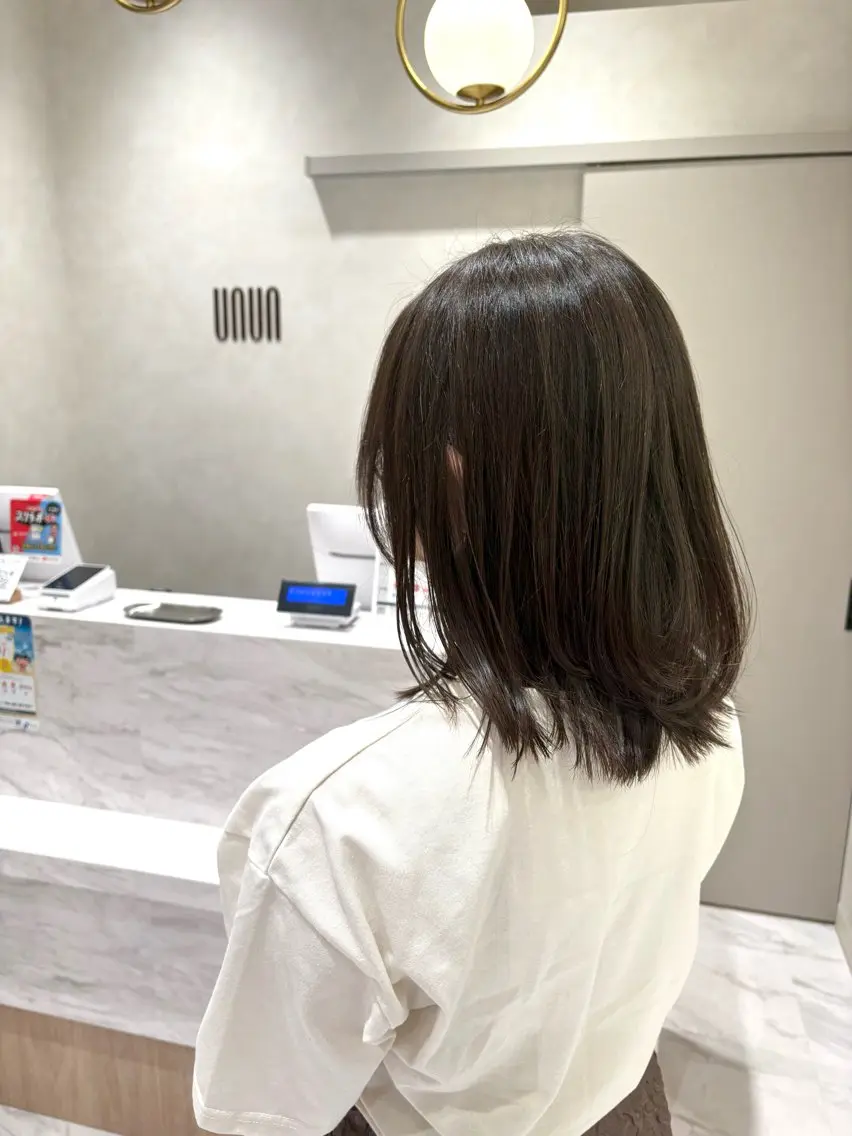 セミロング くびれヘア レディース募集中🎀 陸 愛夏のヘアスタイル