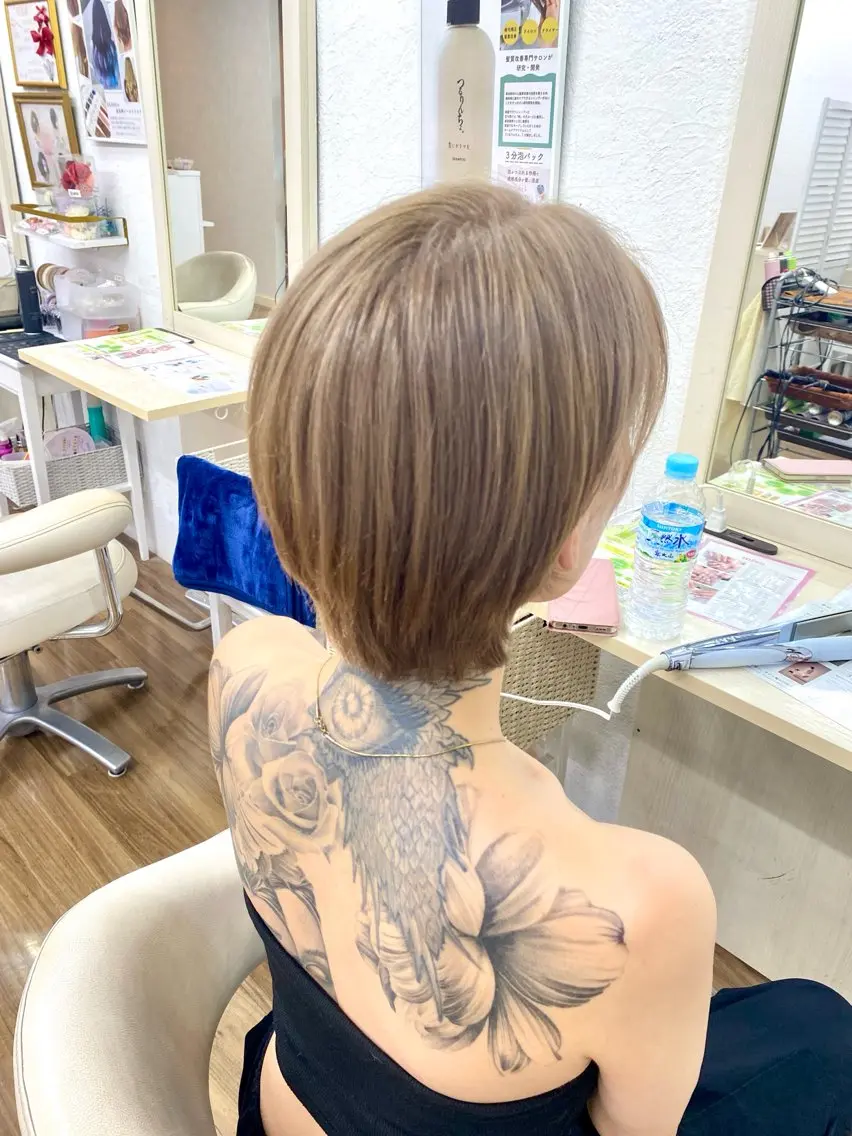 ショート ヘアカラー トリートメント GLOSS 心斎橋 山上のヘアスタイル
