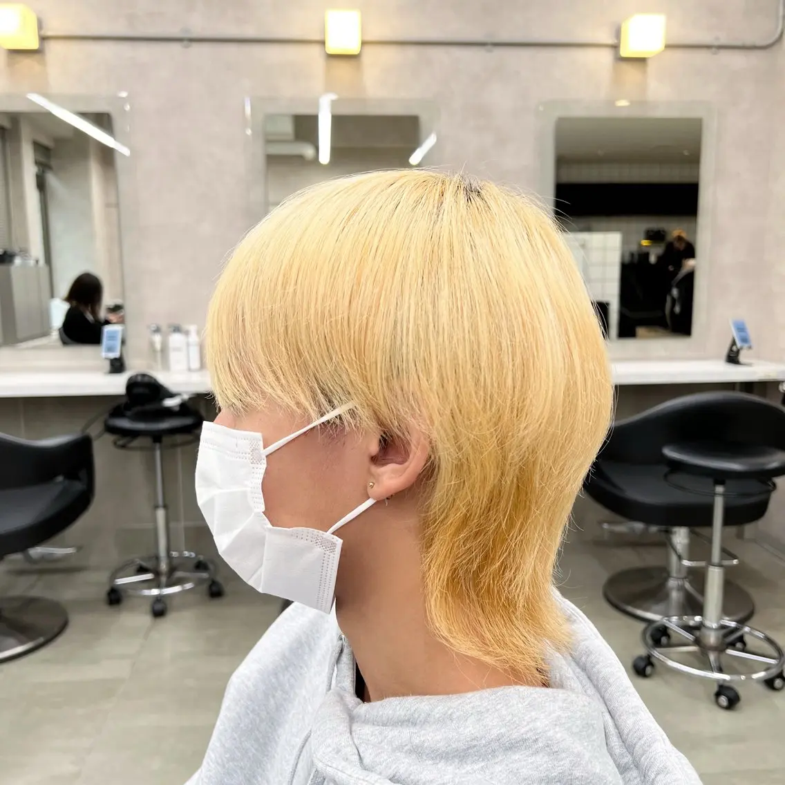 カラー メンズ ふわっと抜け感🫧 ブラウンベージュ🤎のヘアスタイル