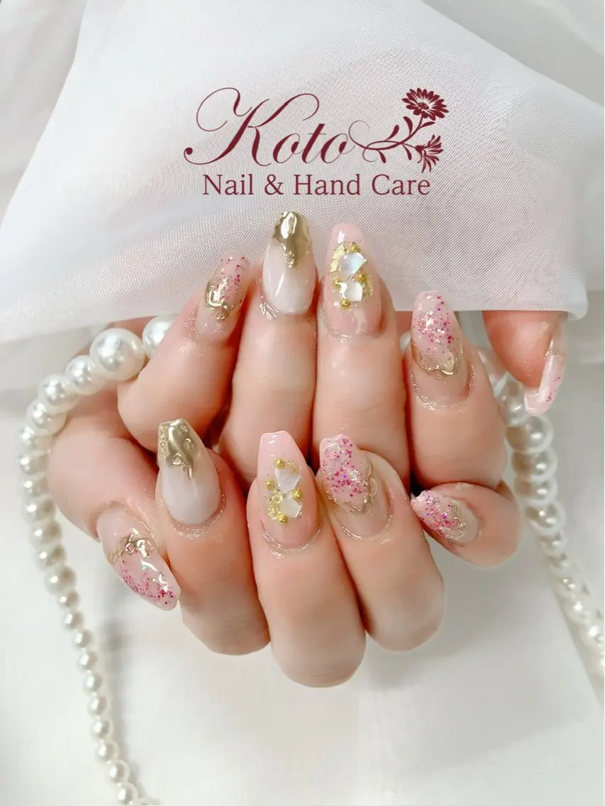 ネイル 長さ出し ジェルネイル 持ち込み ニュアンスネイル 赤色 Risa ネイルサロンKOTOのネイルデザイン
