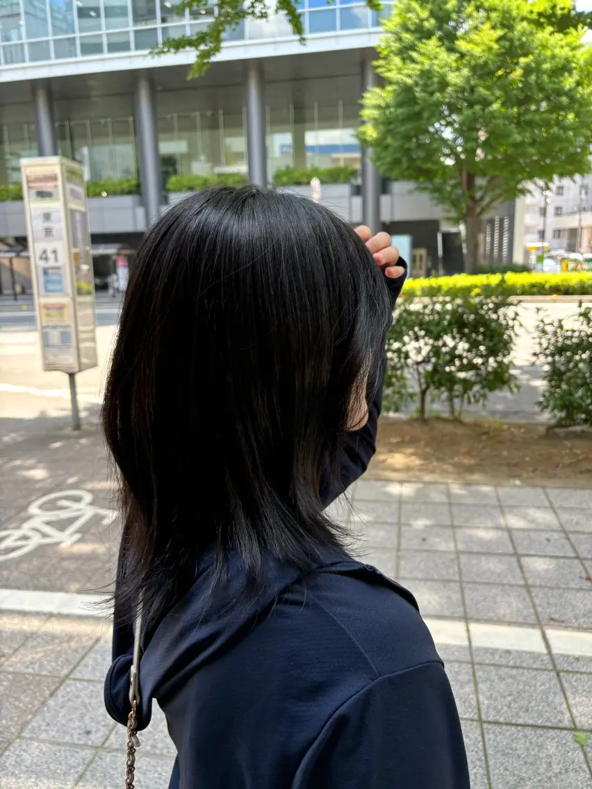 セミロング ヘアカラー 🍓ハイトーンカラー 🎀nene🍓のヘアスタイル