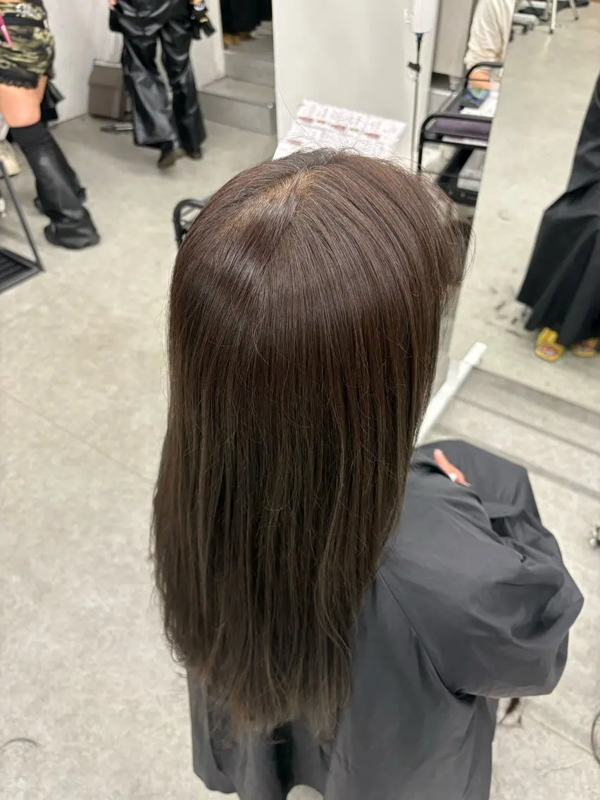 カラー 透明感カラー🫧 EMAのヘアスタイル