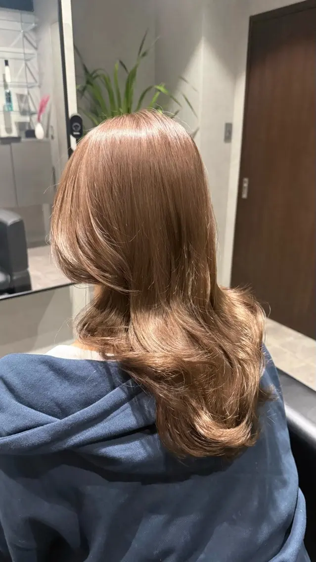 セミロング 町野 朱穂のヘアスタイル