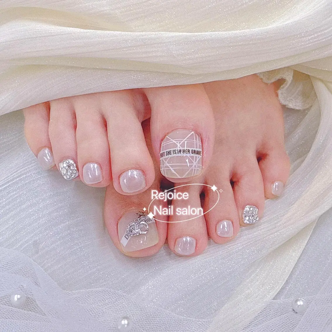 ネイル ルイス " Nail 渋谷のネイルデザイン