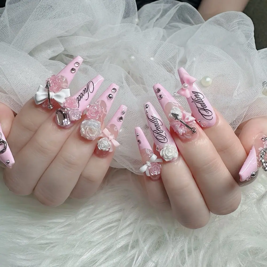 ネイル フットネイル フレンチネイル グラデーション 韓国ネイル ロングネイル ハンドネイル Hani Nail Salonのネイルデザイン