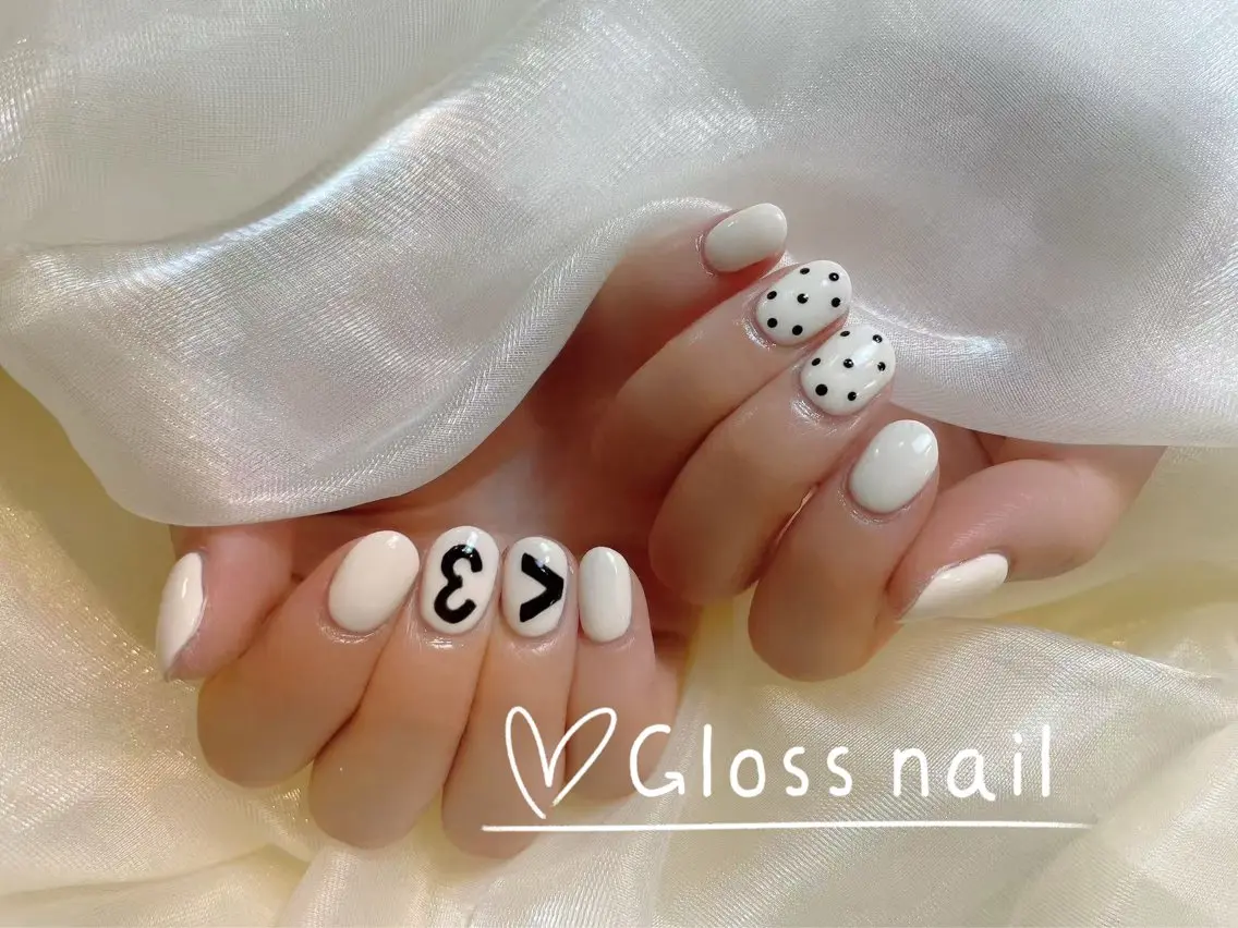 ネイル miho🍎 Gloss nailのネイルデザイン